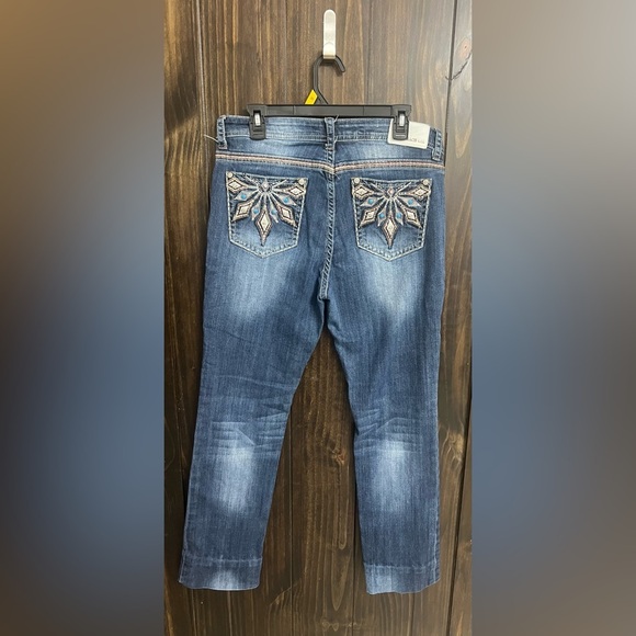 Grace in LA Women's Embroidered Embellished Boho Jeans Size 32 - Picture 4 of 12